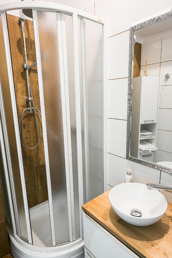 Ferienwohnung Apartament Mietowy Ustrzyki Dolne Exterior foto